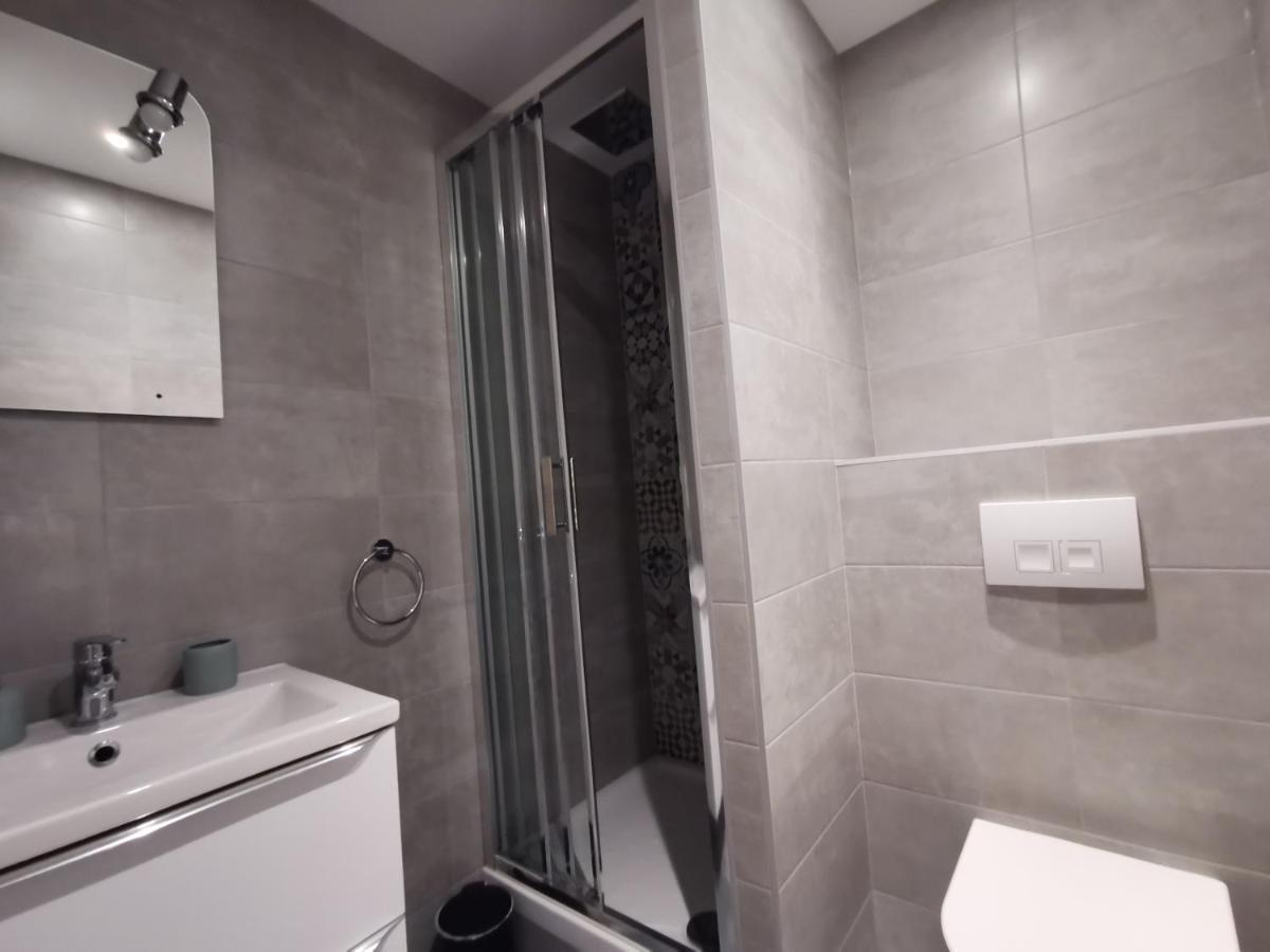 Rives And Sleep Apartment